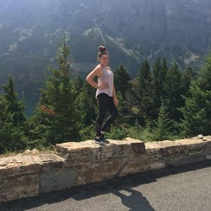 Meet your Posher, Caitlyn